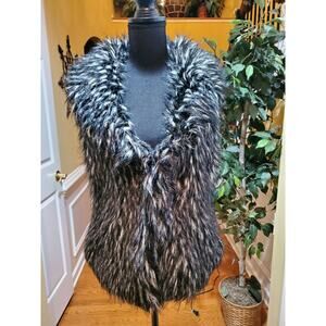 Grass Womens Sleeveless Faux Fur Vest Small
